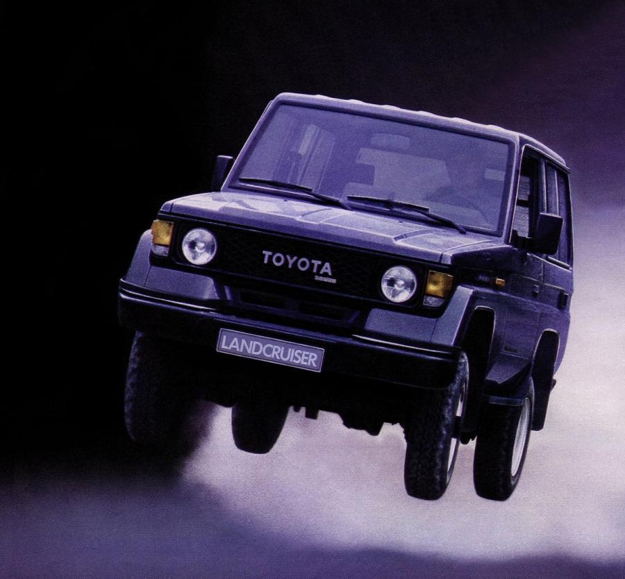  Toyota Land Cruiser II Hard Top (LJ71) 1985 года  (фото 17 из 19)